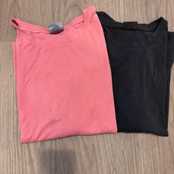 Women’s XXL Short Sleeve Tops $5 Each