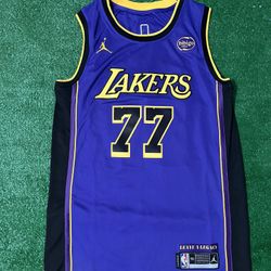 Luka Dončić Los Angeles Lakers Statement Edition