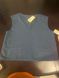 Sleeveless top