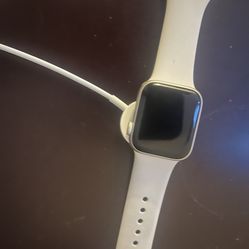 Apple Watch SE 