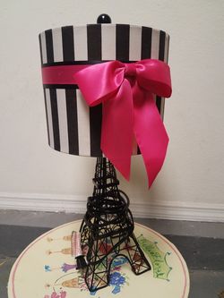 Eiffel Tower lamp