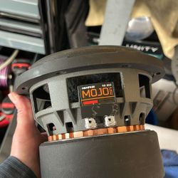 Memphis Mojo 6.5 Inch Subwoofer. 4 Ohm DVC. 