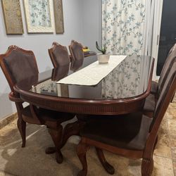 Dining Table & 6 Chairs Set 