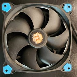 Thermaltake Ring 14 High Static Pressure 140mm Circular LED Ring Case/Radiator Fan with Anti-Vibration Mounting System Cooling CL-F039-PL14BU-A Blue