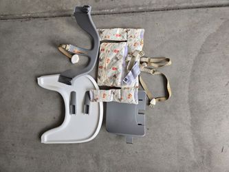 Baby seat ans table for Stokke high chair
