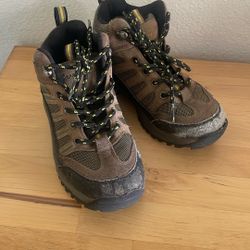 Kids Hiking Boots Size 1