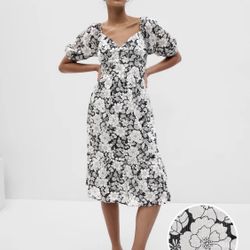 Gap: Puff Sleeve Metallic Floral Midi Dress