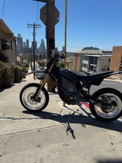 Fully built 2025 surron ultra bee