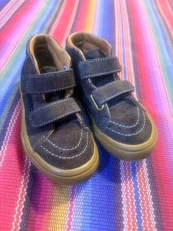 Van skate shoes, kids size 12 1/2