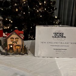 Heritage Village Collection - Pigeonhead Lighthouse 