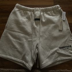 Essentials Shorts