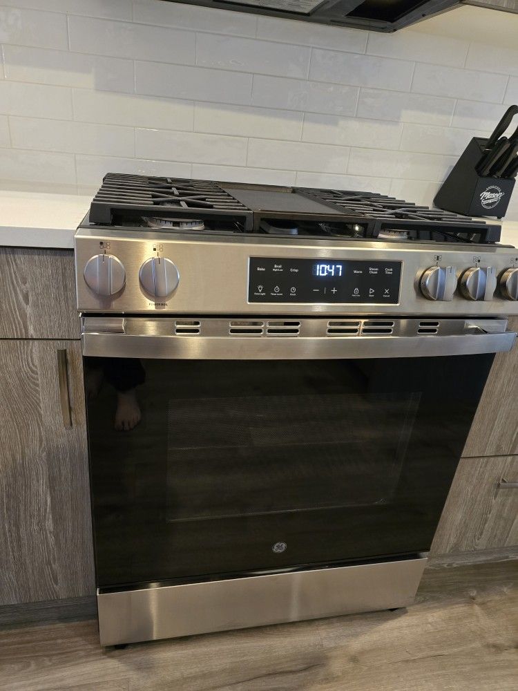 Brand New Owen The Range