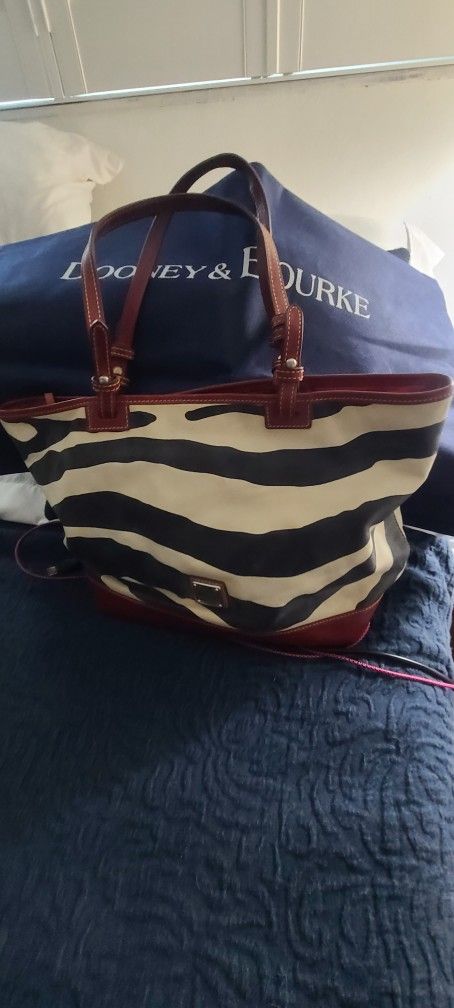 Dooney & Bourke Tote Bag