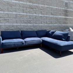 Macy's Jolene Sectional Sofa with Chaise - Delivery Available!