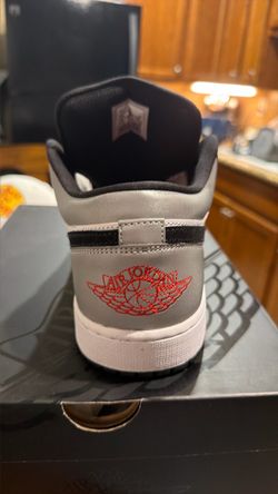 New Air Jordan 1 Low SE e