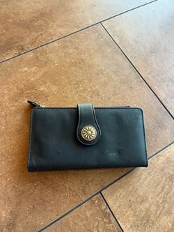 Black Leather Bifold Wallet with Gold Snap