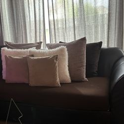 Couch ‘s 30$