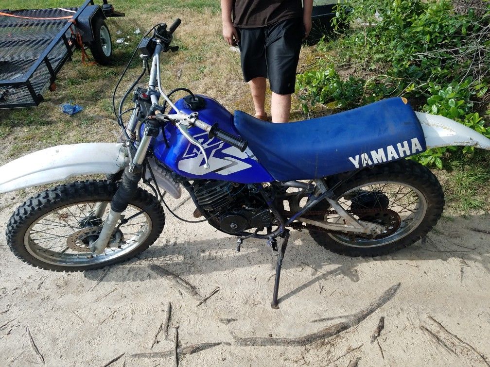 Yamaha RT 180 runs but needs work
