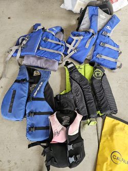 Life Jackets Vest