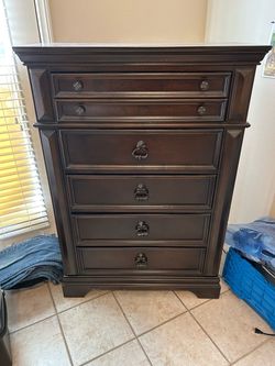 Wardrobe dresser - Very high quality