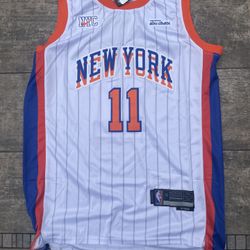 Jalen Brunson New York Knicks Men’s Basketball Jersey #11 NEW Large