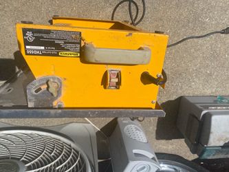 Tile cutter