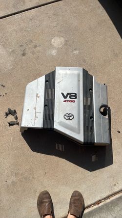2000 Landcruiser engine cover