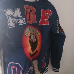 Looney Tunes Jacket Size Small