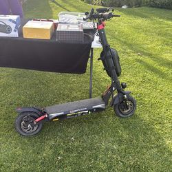 Electric scooter circle