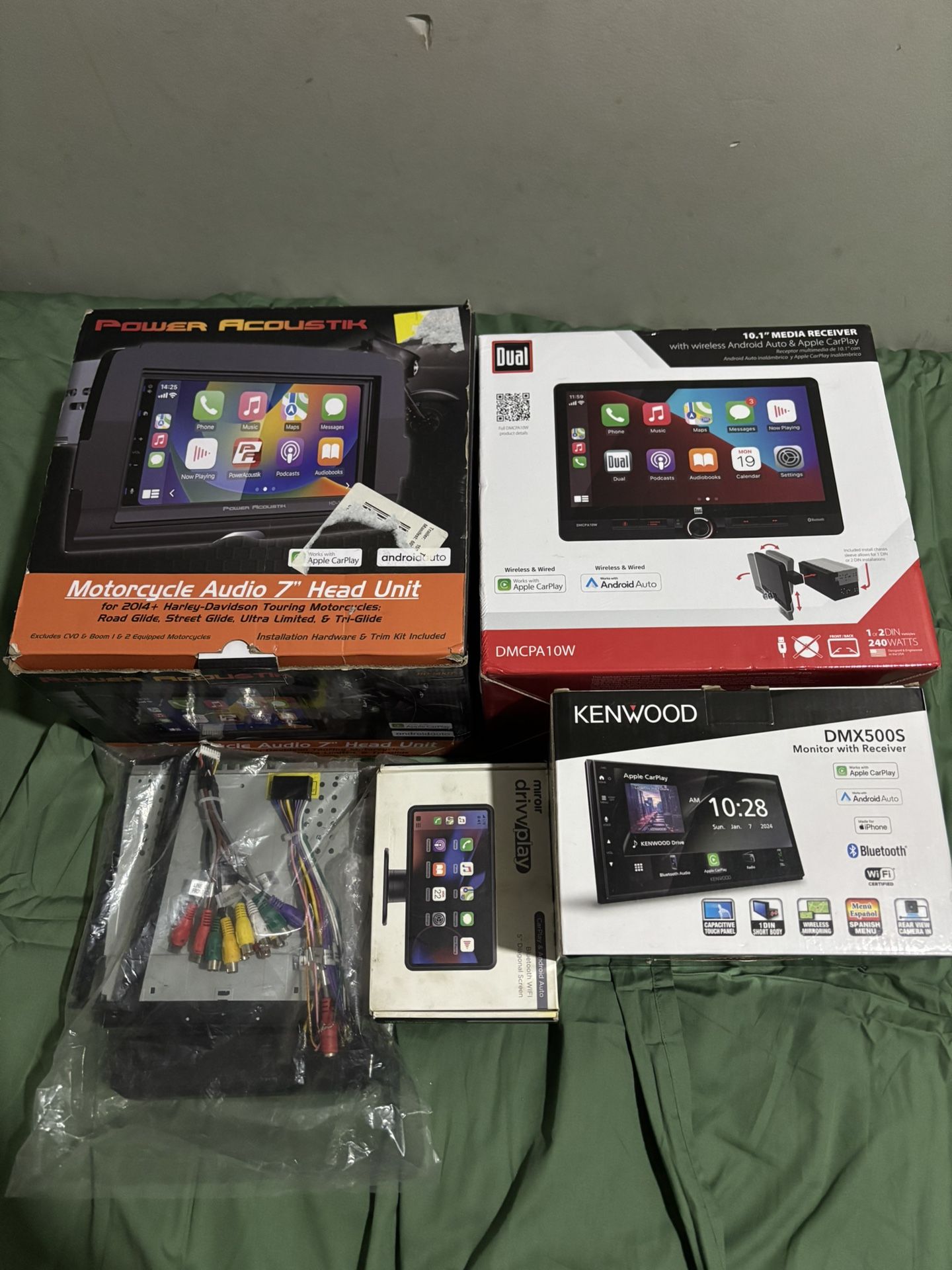 Car Radios Read Below