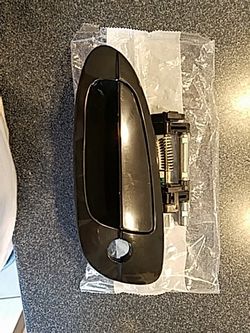 2002 2006 nissan Altima door handle