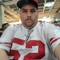 Nintendo Switch OLED Mario Red Edition.