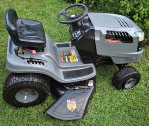 Lawn Mower, Craftsman, LT 1500, 17.5 HP, Needs work