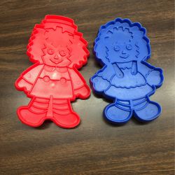 Vintage Raggedy Ann & Andy Cookie Cutters