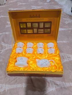 New Chinese VintageJing Pin Yu Ci Traditional Porcelain Tea Set – In Original Box ( RESEDA ca)