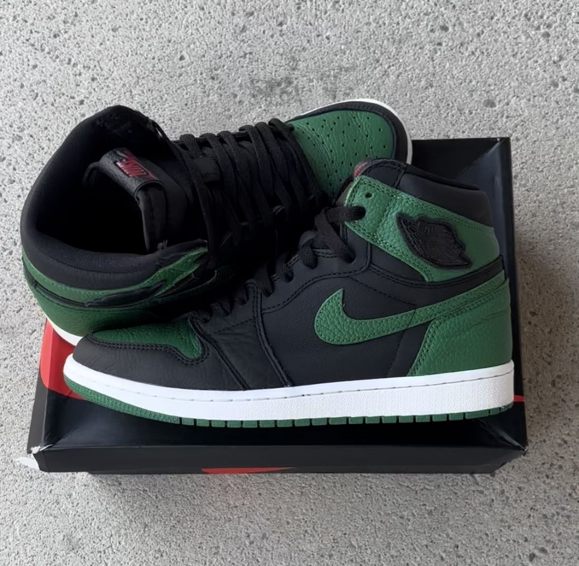 Jordan 1 Pine Green Black