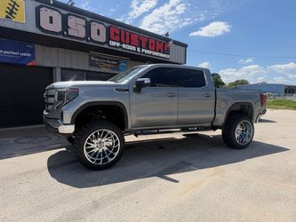 🛻🔥 LIFT KITS + WHEELS & TIRES | TRUCK BUILDS | HOUSTON