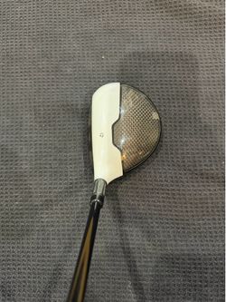 TaylorMade M2 5 Wood (18°) – $180 OBO