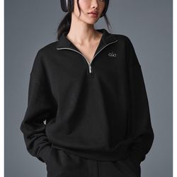 Brand new Alo women's hoodless hoodie
