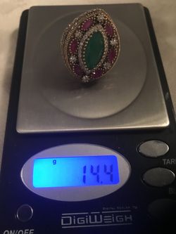 Amazing silver ring with emerald and Ruby’s nice hand made