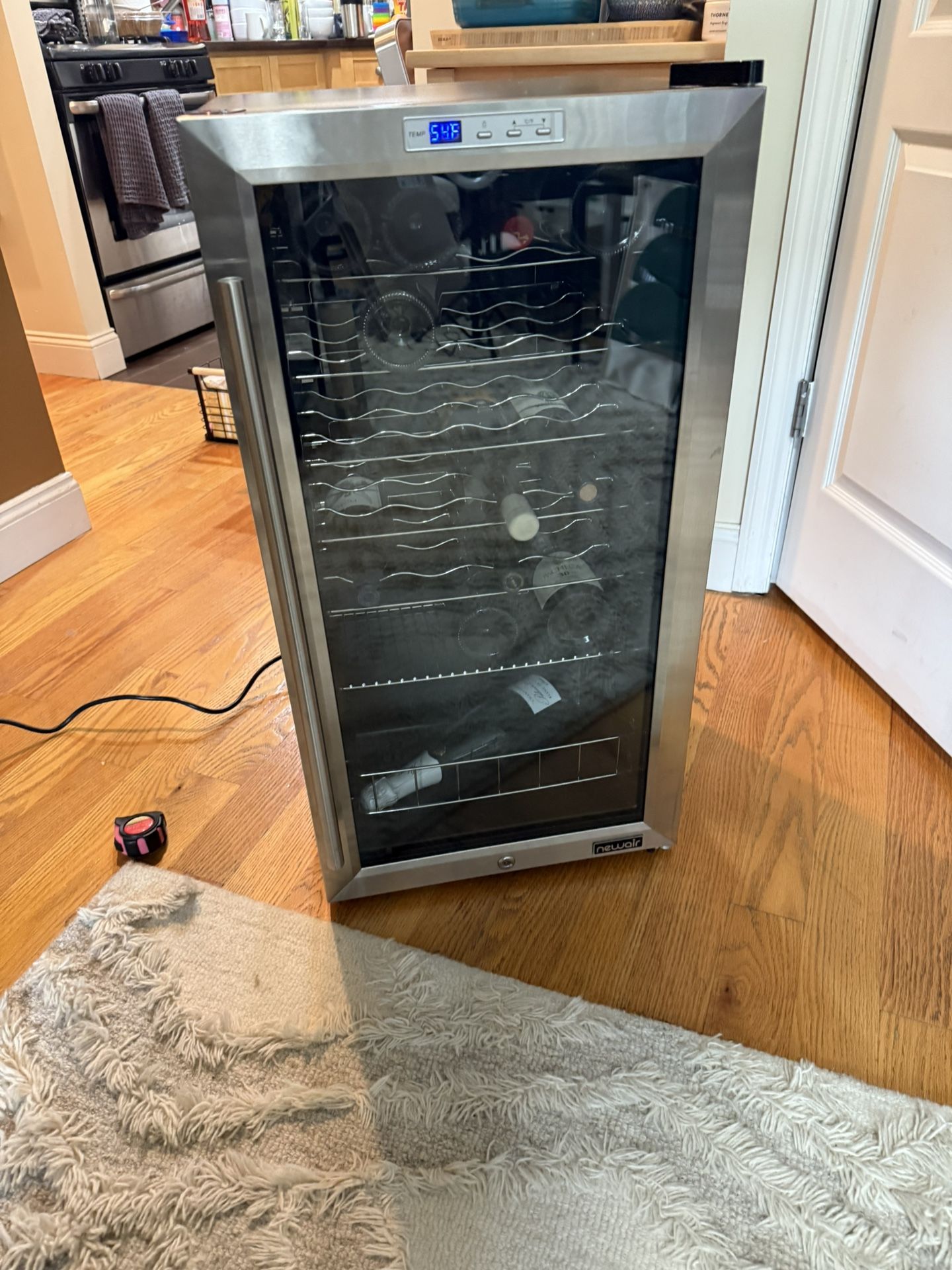 Newair, 27 bottle Wine Fridge