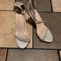 Diamond Crested Heels