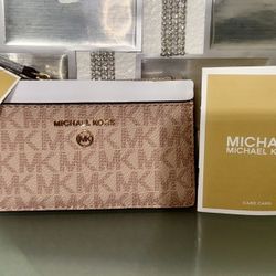 Michael Kors Wristlet