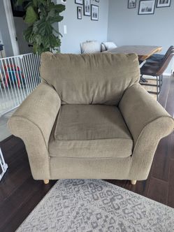 Arm chair