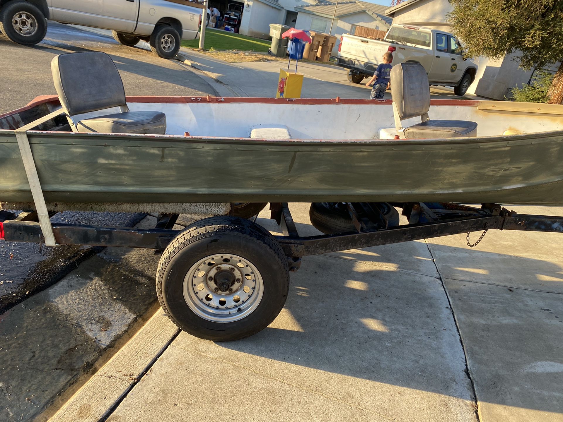 14 Ft Aluminum Boat