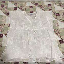 Ladies Old Navy White Tunic Top Coverup Size S Small
