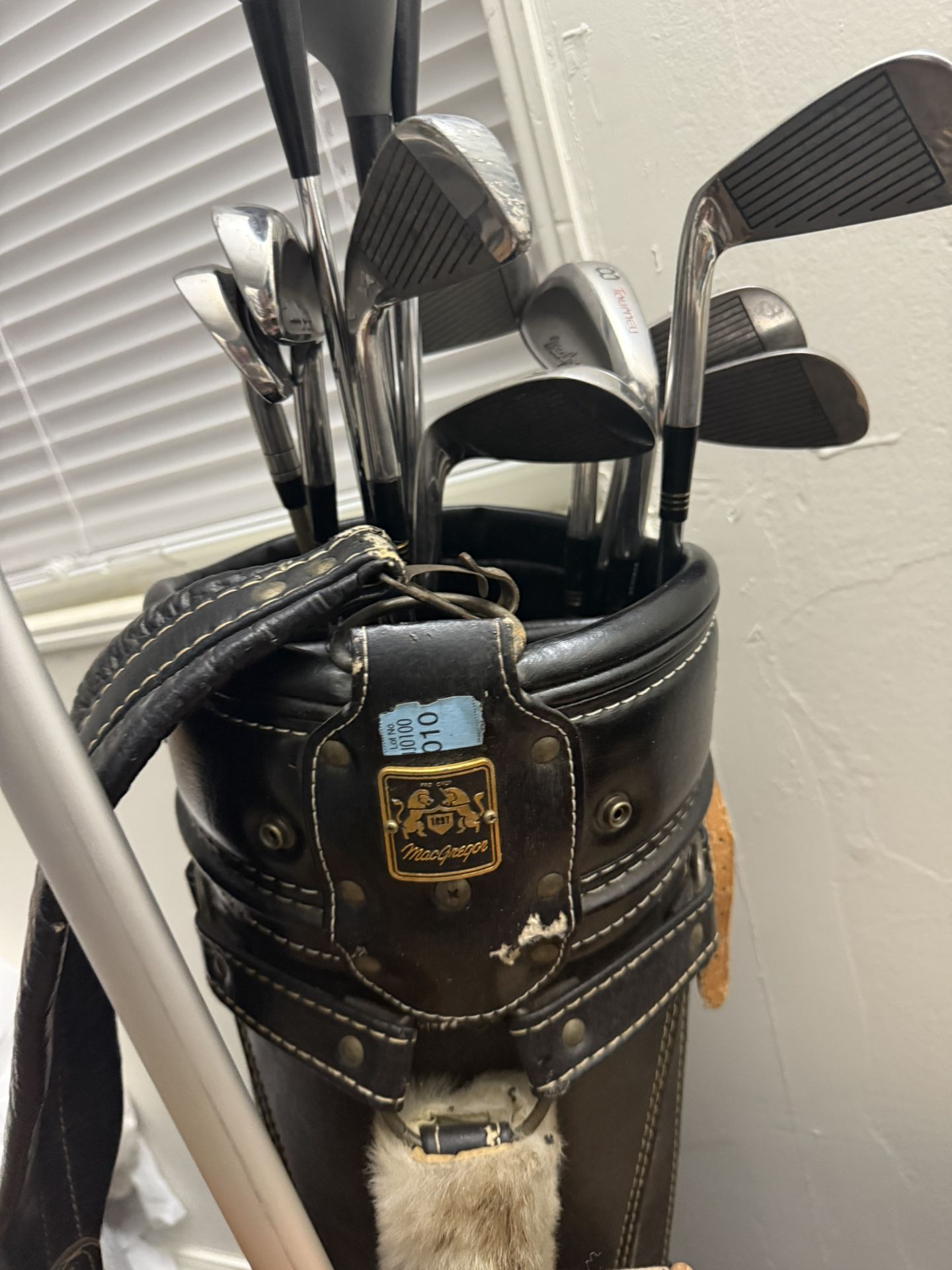 vintage MacGregor Tourney golf clubs