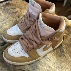 Nike High Top Athletic Shoes 