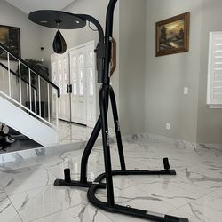 Everlast Heavy Bag Stand with Speed Bag