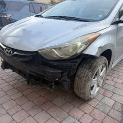 2013 Hyundai Elantra – Wrecked – Runs – Clean Title